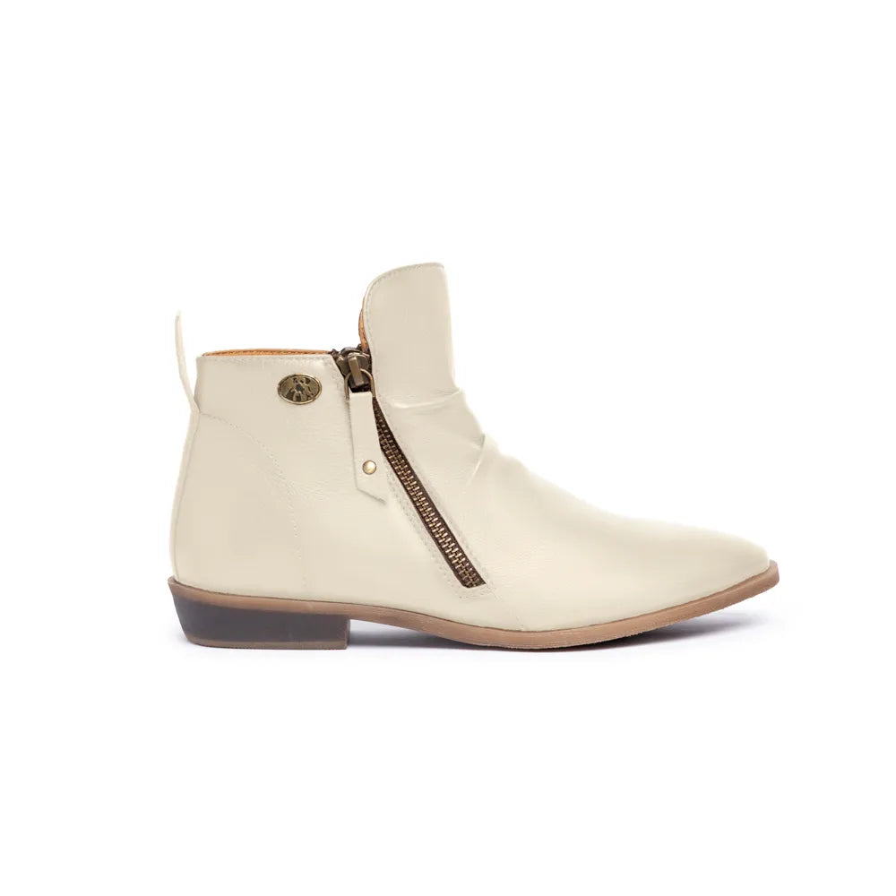 Ladies Milestone Boots Bone image 2